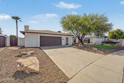 16420 N 46th Lane, Glendale, AZ 85306 - Photo 3