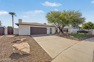 16420 N 46th Ln, Glendale, AZ 85306 - Photo 3