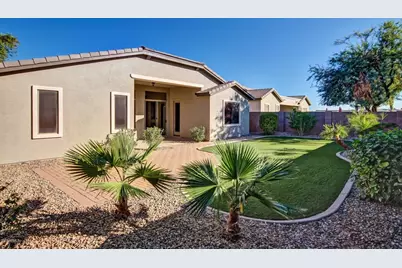 13505 W Catalina Drive, Avondale, AZ 85392 - Photo 17