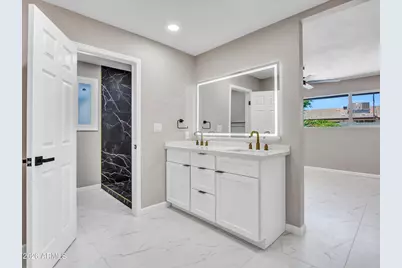 297 S Hacienda Circle, Litchfield Park, AZ 85340 - Photo 33