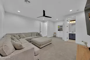 10118 E Revolution Dr, Mesa, AZ 85212 - Photo 15