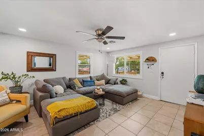 1324 E Orangewood Avenue, Phoenix, AZ 85020 - Photo 9