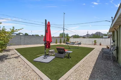 1324 E Orangewood Avenue, Phoenix, AZ 85020 - Photo 15