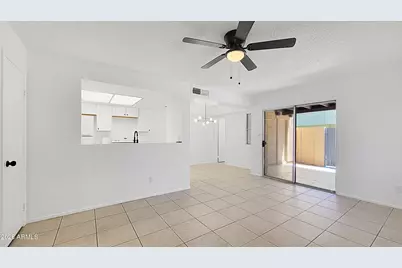 14014 N 54th Avenue, Glendale, AZ 85306 - Photo 9