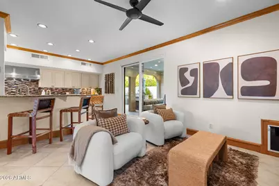149 N Country Club Drive, Phoenix, AZ 85014 - Photo 17
