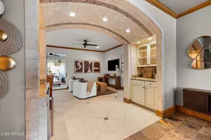 149 N Country Club Dr, Phoenix, AZ 85014 - Photo 13