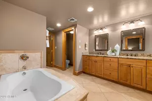 149 N Country Club Dr, Phoenix, AZ 85014 - Photo 29