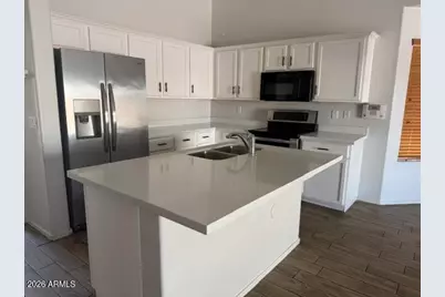 10042 W Veliana Way Way, Tolleson, AZ 85353 - Photo 3