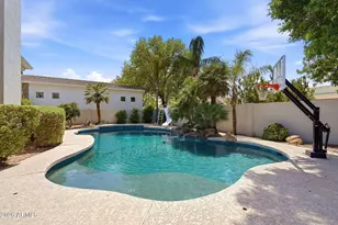 302 S Tucana Ct, Gilbert, AZ 85296 - Photo 37