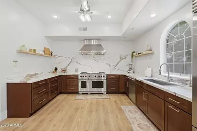 302 S Tucana Court, Gilbert, AZ 85296 - Photo 13