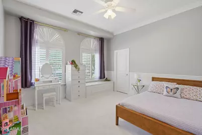 302 S Tucana Court, Gilbert, AZ 85296 - Photo 23