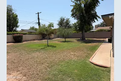 3447 E Coolidge Street, Phoenix, AZ 85018 - Photo 1
