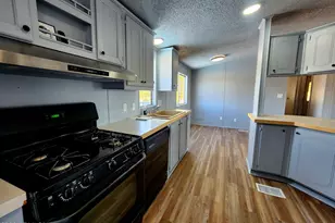 455 W Green Rd, Morristown, AZ 85342 - Photo 17