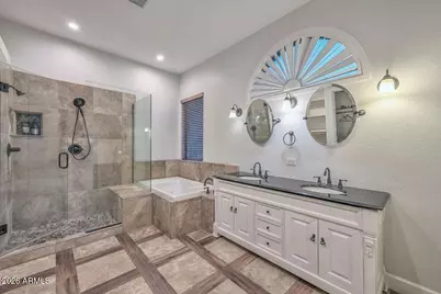 4236 E Tether Trail, Phoenix, AZ 85050 - Photo 31