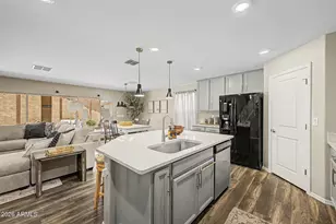 6908 E Peralta Cir, Mesa, AZ 85212 - Photo 9