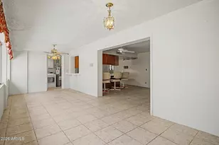 2302 E Lincoln Cir, Phoenix, AZ 85016 - Photo 31