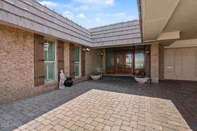 14201 N Cameo Drive, Sun City, AZ 85351 - Photo 5