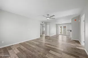 2824 E Waltann Ln, Phoenix, AZ 85032 - Photo 5