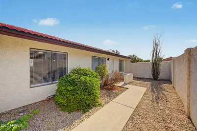 2824 E Waltann Lane #4, Phoenix, AZ 85032 - Photo 1