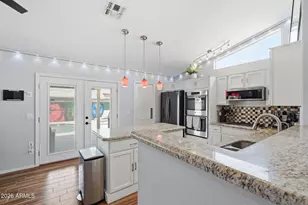 7116 N 81st Ln, Glendale, AZ 85303 - Photo 11
