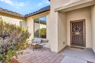 17579 W Cedarwood Ln, Goodyear, AZ 85338 - Photo 5