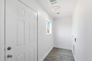 3710 W Latham St, Phoenix, AZ 85009 - Photo 7