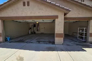 223 W Pelican Dr, Chandler, AZ 85286 - Photo 29