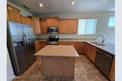 223 W Pelican Drive, Chandler, AZ 85286 - Photo 9