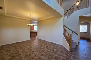 223 W Pelican Dr, Chandler, AZ 85286 - Photo 3