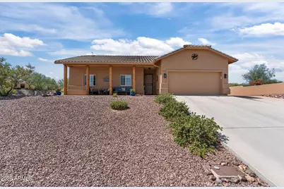 937 W McLean Drive, Wickenburg, AZ 85390 - Photo 1