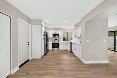 10061 E Calle De Cielo Circle, Scottsdale, AZ 85258 - Photo 5