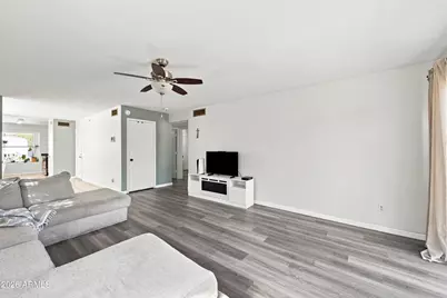 8734 W Indianola Avenue, Phoenix, AZ 85037 - Photo 11