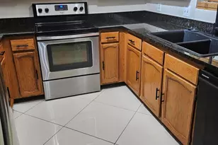 8202 N 21st Dr, Phoenix, AZ 85021 - Photo 3
