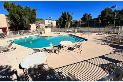 820 W 14th Street, Tempe, AZ 85281 - Photo 11