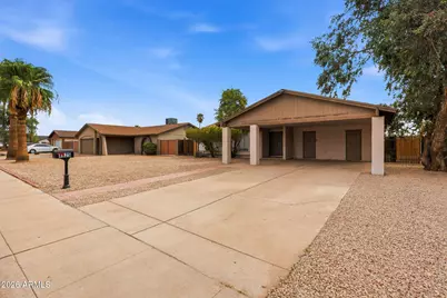 4625 N 75th Lane, Phoenix, AZ 85033 - Photo 3