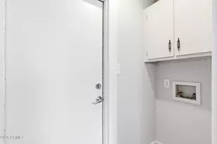 4625 N 75th Ln, Phoenix, AZ 85033 - Photo 11