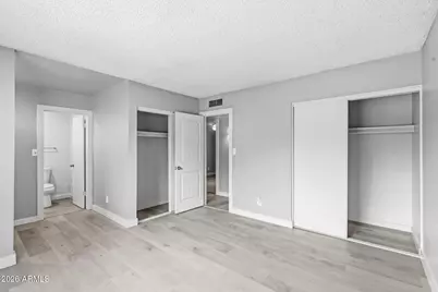 4625 N 75th Lane, Phoenix, AZ 85033 - Photo 21