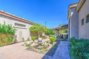 8100 E Camelback Rd, Scottsdale, AZ 85251 - Photo 9