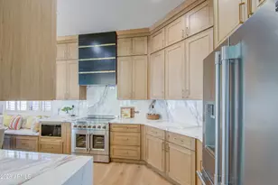 8100 E Camelback Rd, Scottsdale, AZ 85251 - Photo 31