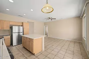 6622 W Golden Ln, Glendale, AZ 85302 - Photo 15