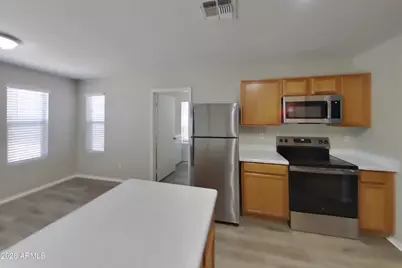 2626 W Spencer Run, Phoenix, AZ 85041 - Photo 5