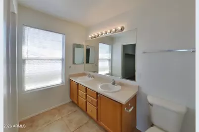 638 W Racine Loop, Casa Grande, AZ 85122 - Photo 9