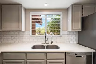 9745 N 95th St, Scottsdale, AZ 85258 - Photo 5