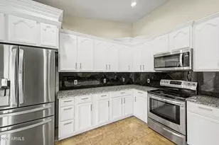 4986 E Magnus Dr, San Tan Valley, AZ 85140 - Photo 15