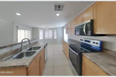 3868 W Goldmine Mountain Drive, San Tan Valley, AZ 85144 - Photo 5