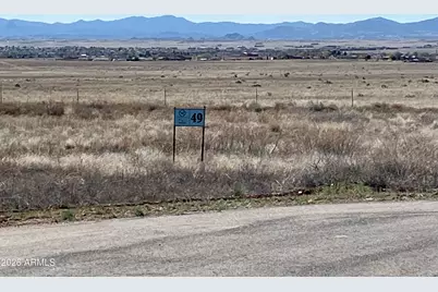 10031 E Silent River Road #49, Prescott Valley, AZ 86315 - Photo 7