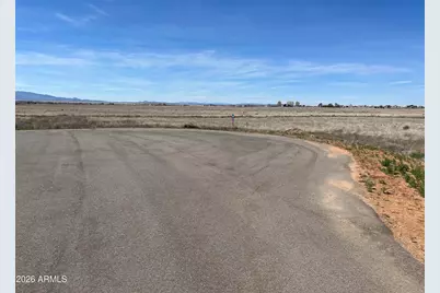 10031 E Silent River Road #49, Prescott Valley, AZ 86315 - Photo 5