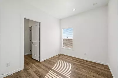 23061 W Milton Drive, Wittmann, AZ 85361 - Photo 27