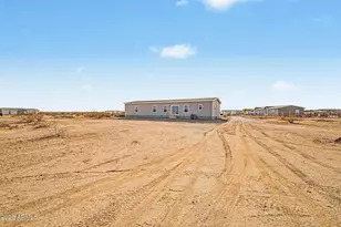 23061 W Milton Dr, Wittmann, AZ 85361 - Photo 35