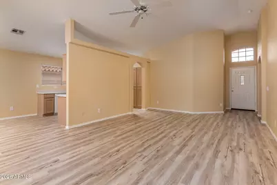 12566 W Palm Lane, Avondale, AZ 85392 - Photo 5